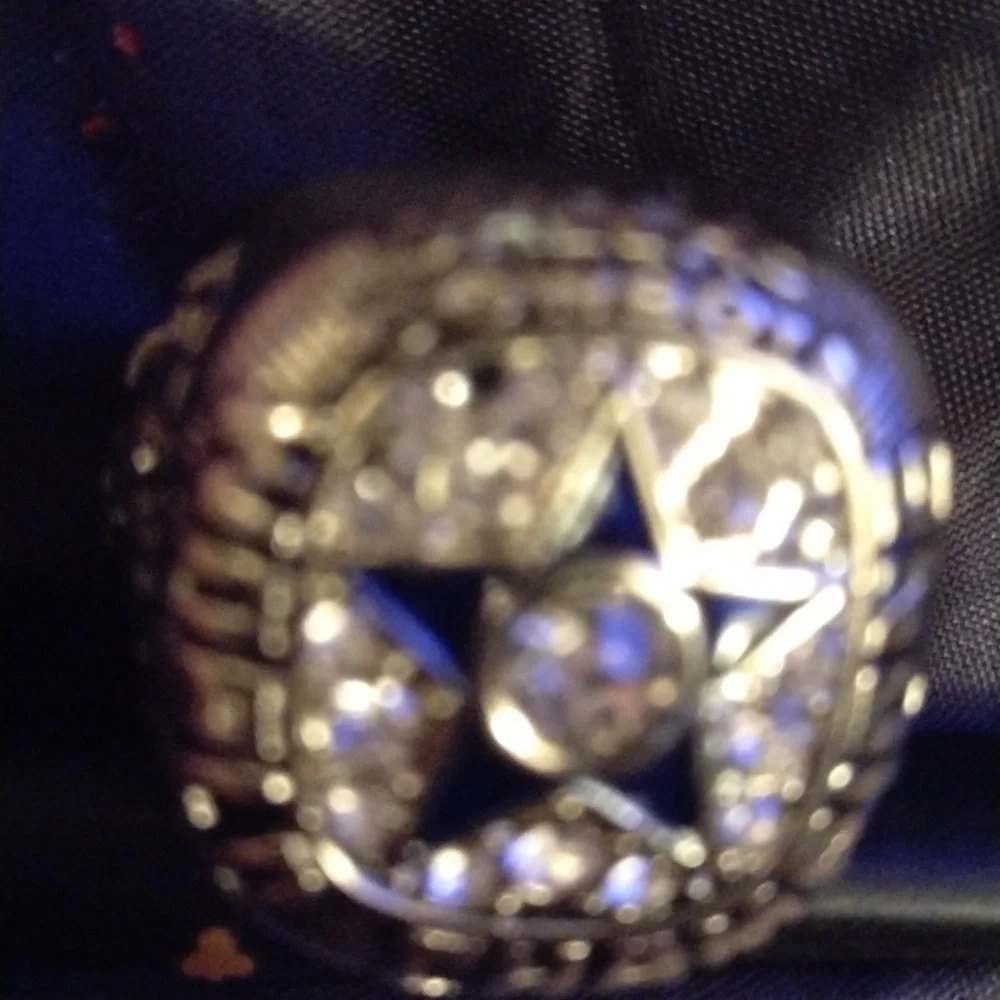 Dallas Cowboys Superbowl Ring - Picture 4 of 4